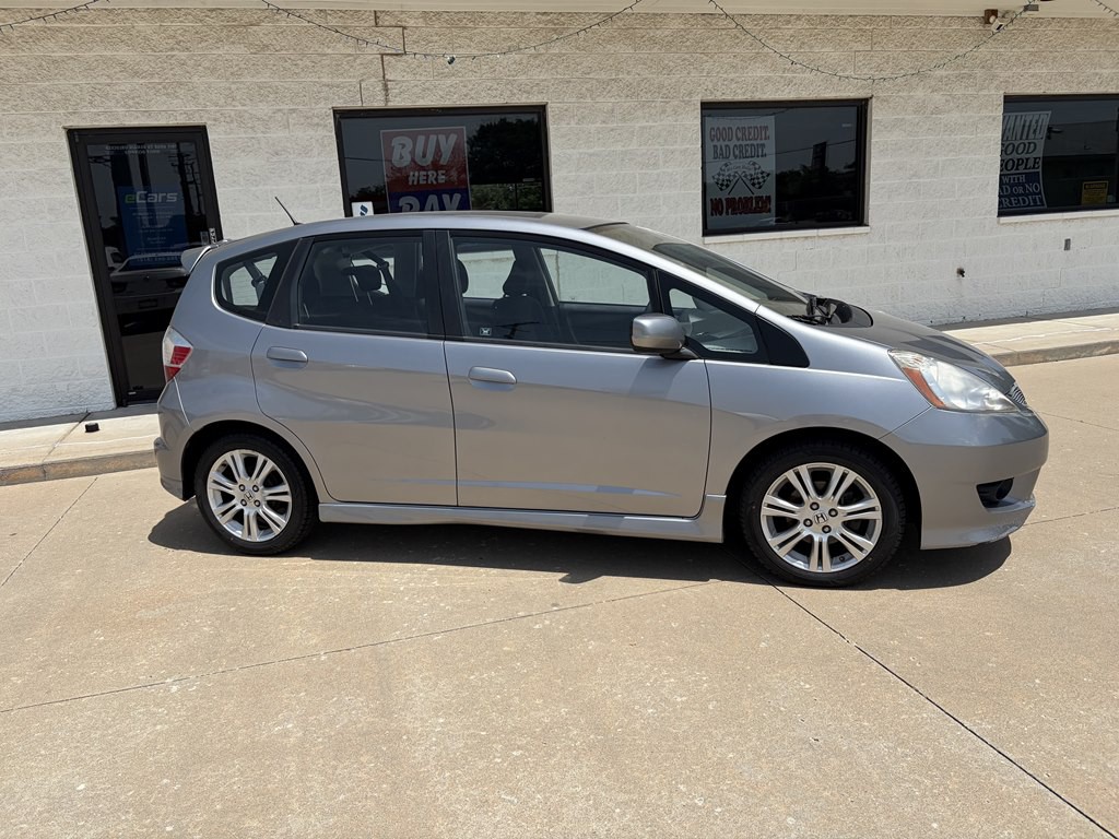 2010 Honda Fit Image 2