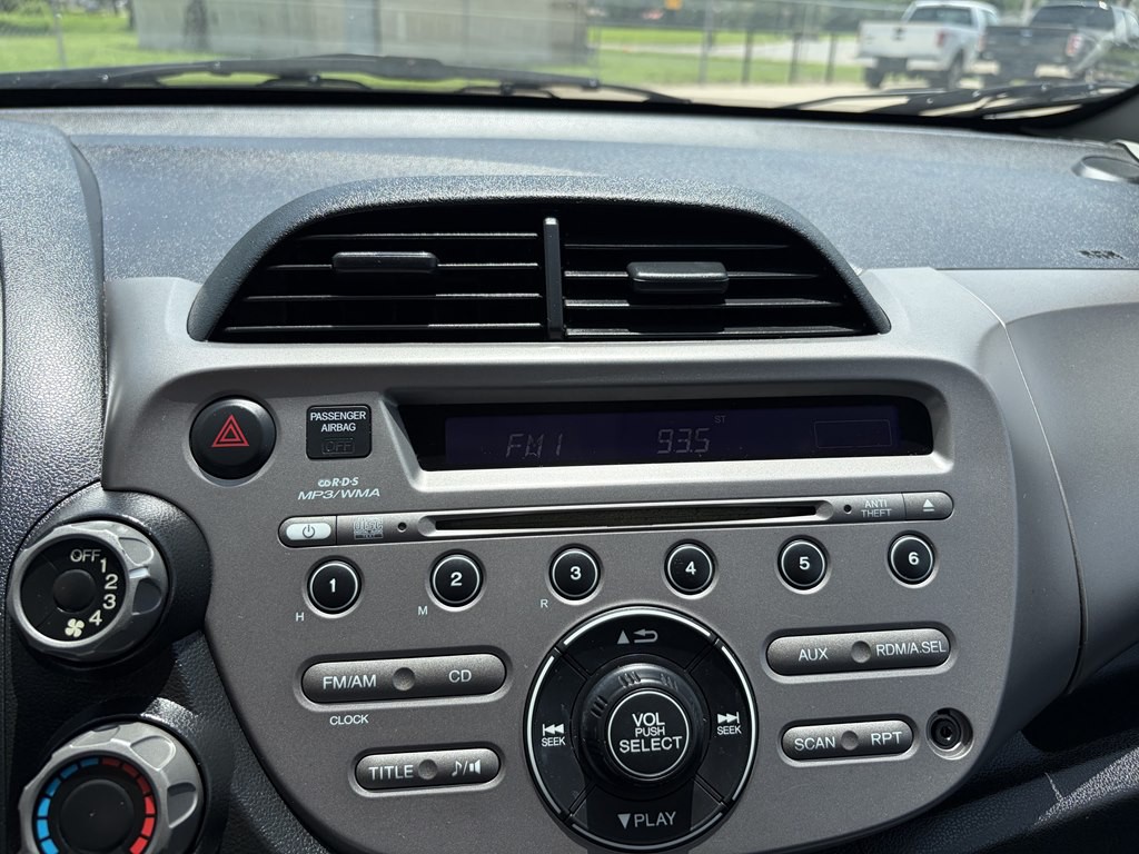 2010 Honda Fit Image 11