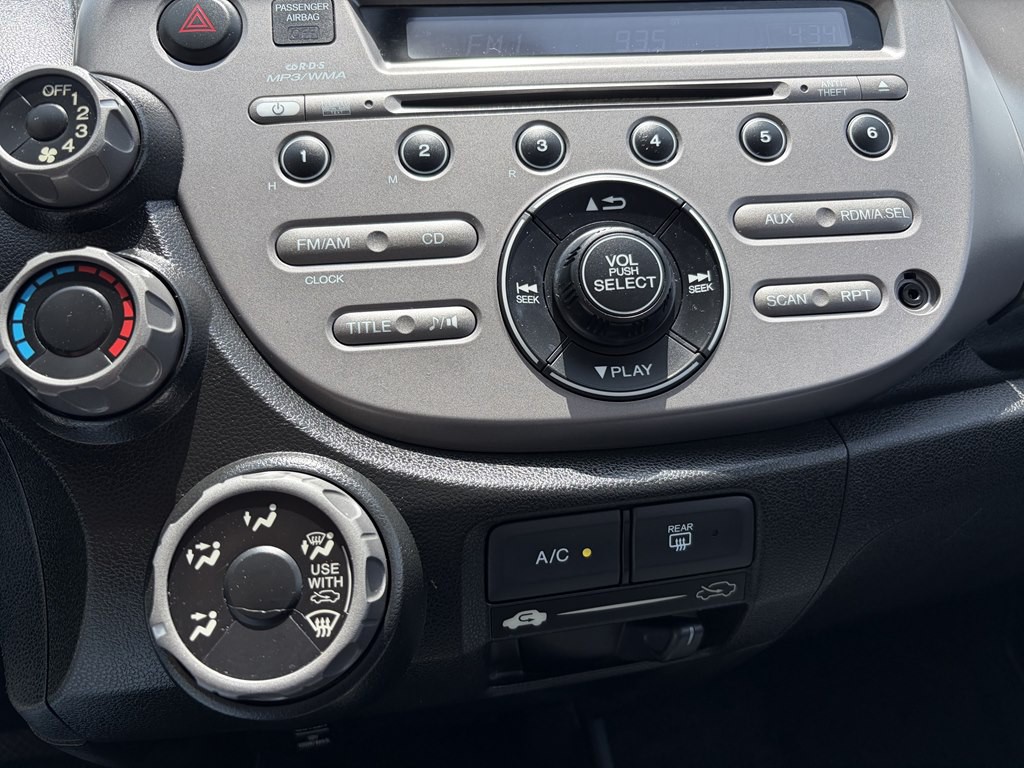 2010 Honda Fit Image 12