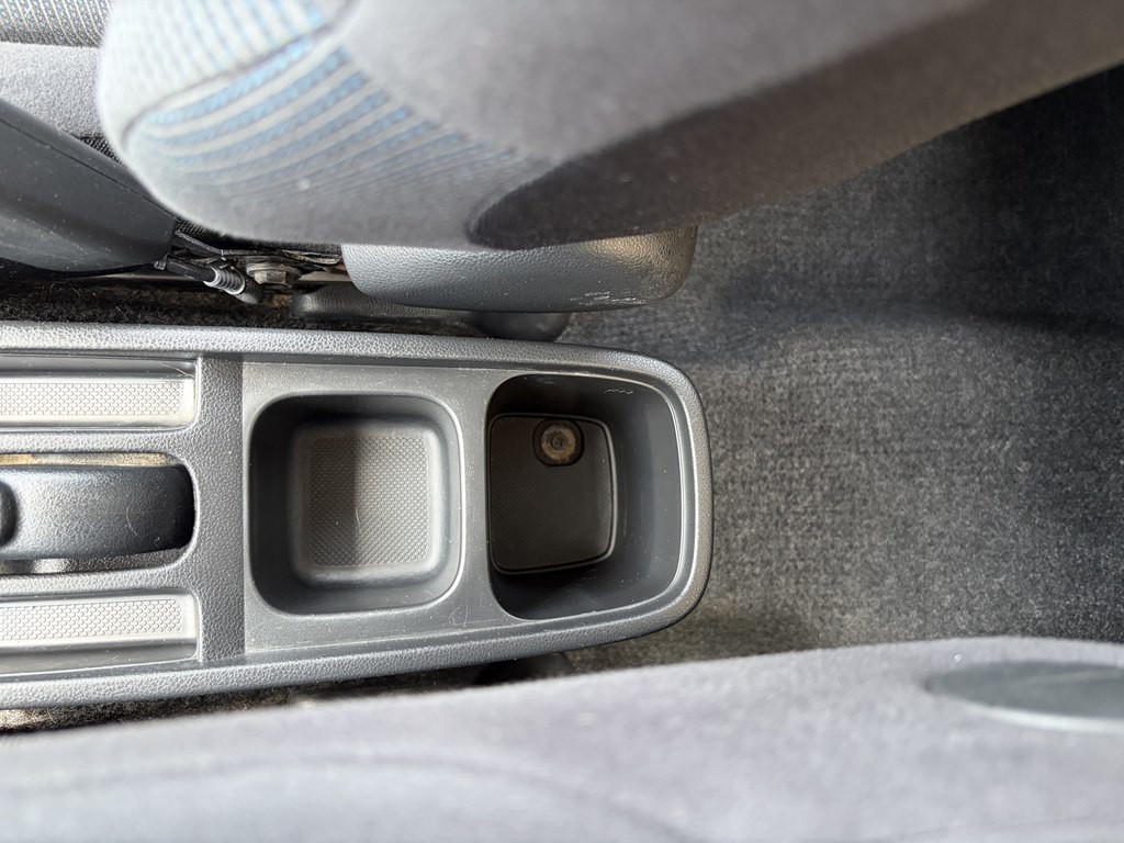 2010 Honda Fit Image 16