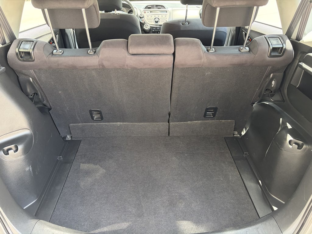 2010 Honda Fit Image 24