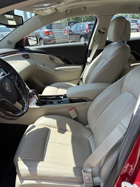 2014 Buick Lacrosse Image 7