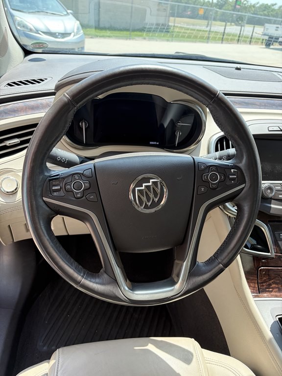 2014 Buick Lacrosse Image 9