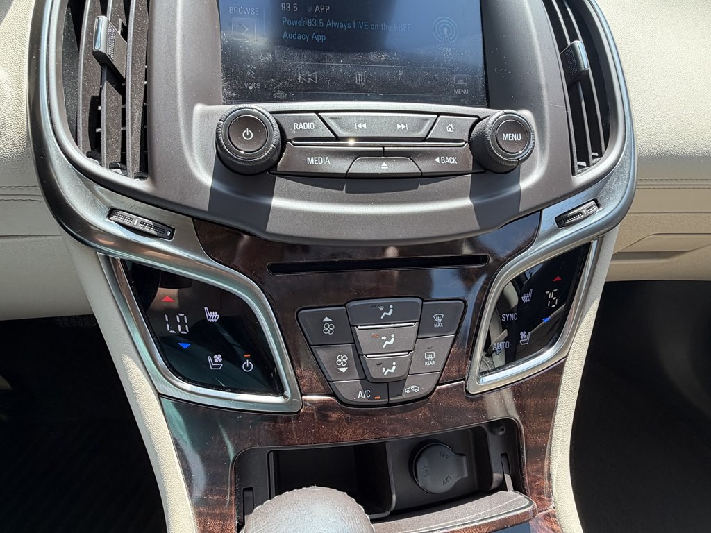 2014 Buick Lacrosse Image 14