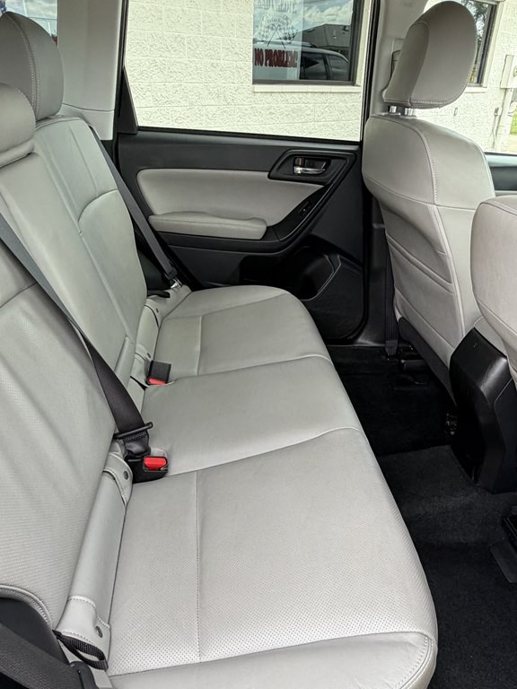 2014 Subaru Forester Image 27