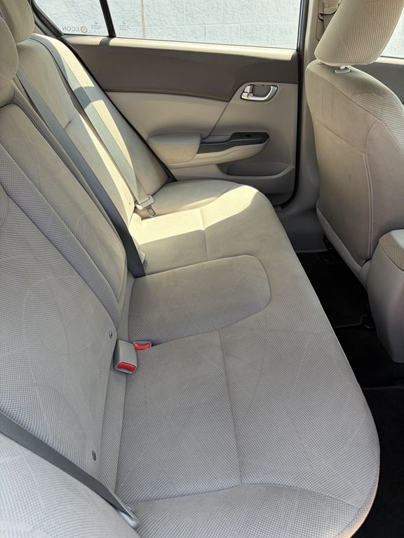 2012 Honda Civic Image 25