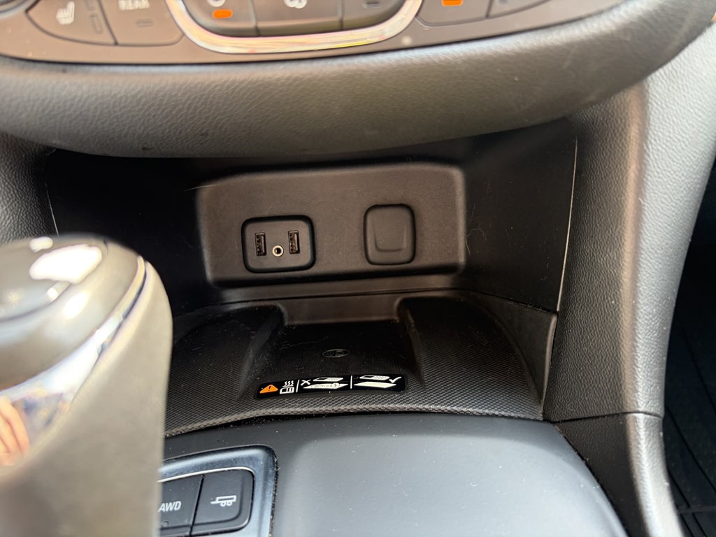 2018 Chevrolet Equinox Image 15