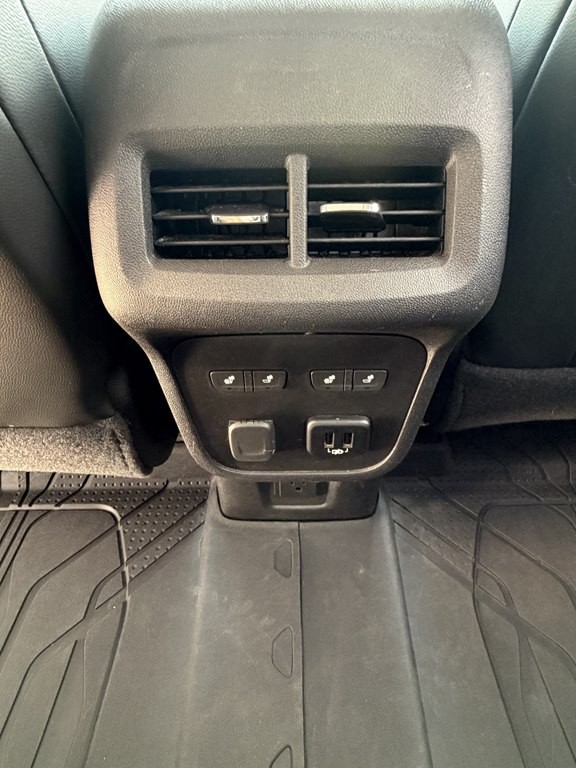 2018 Chevrolet Equinox Image 26