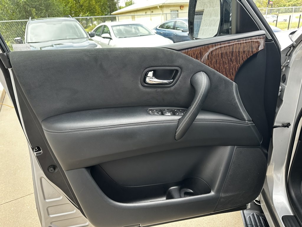 2018 Nissan Armada Image 4