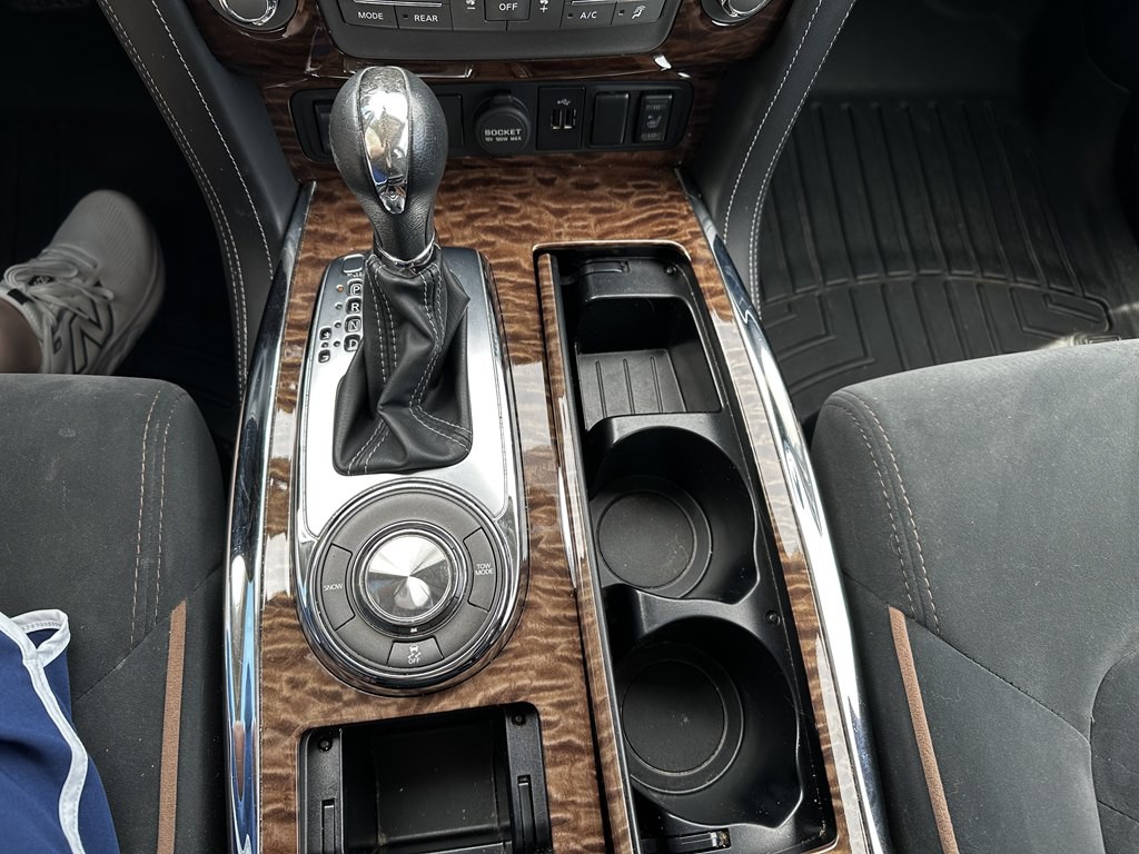 2018 Nissan Armada Image 10