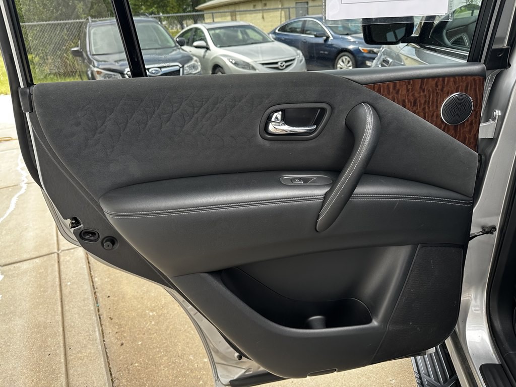 2018 Nissan Armada Image 15