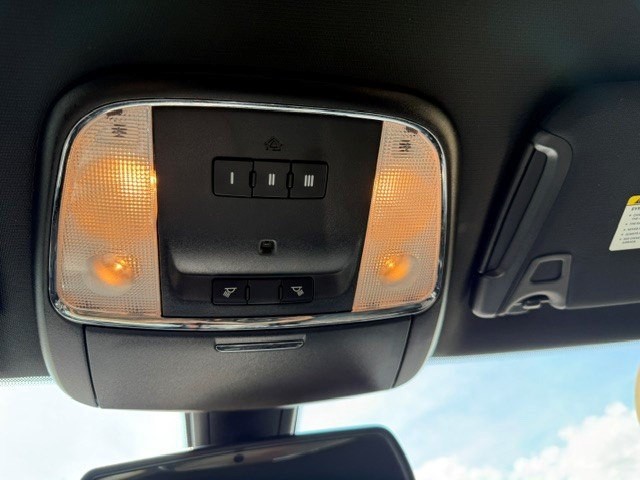 2019 Chrysler 300 Image 14