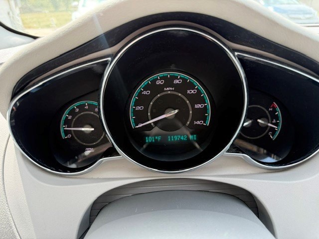 2012 Chevrolet Malibu Image 15