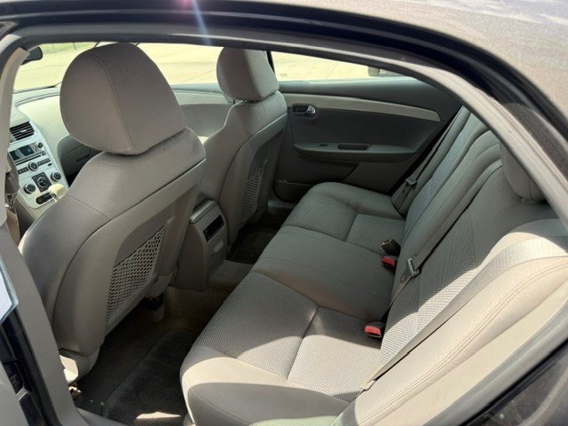 2012 Chevrolet Malibu Image 18