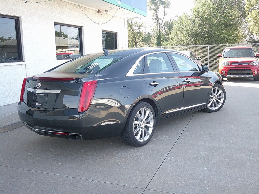 2013 Cadillac XTS Image 3