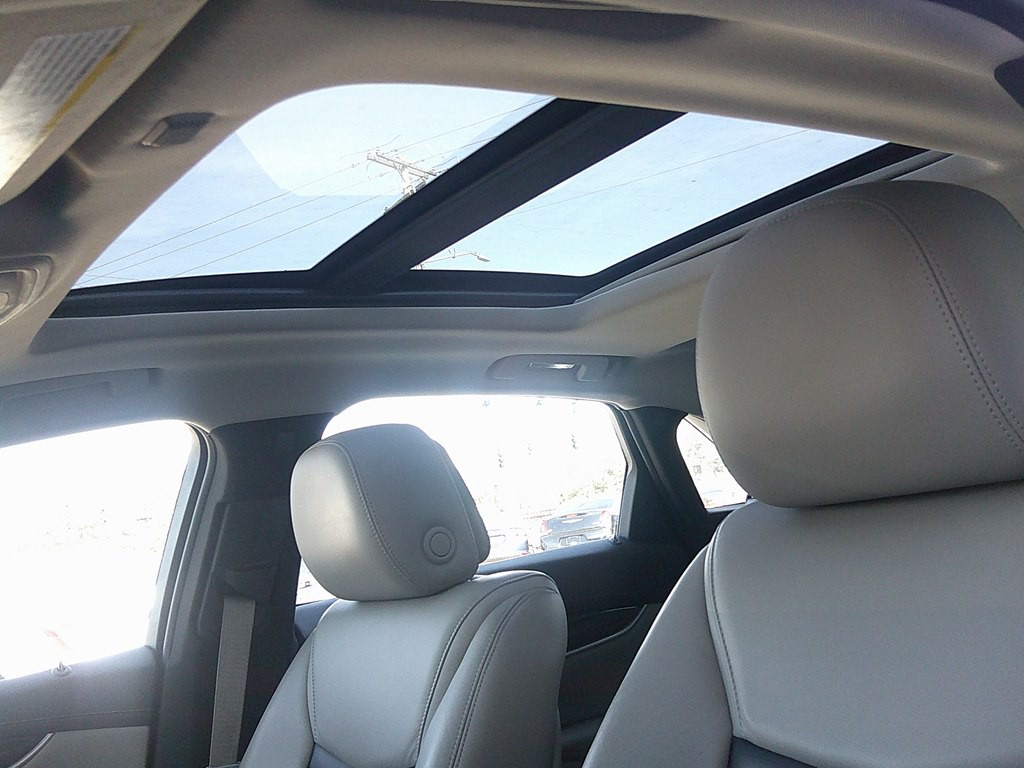 2013 Cadillac XTS Image 20