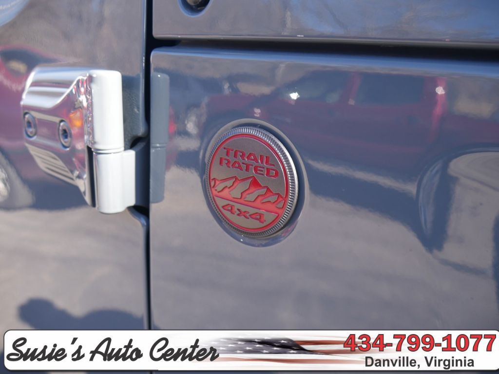 2025 Jeep Wrangler Image 8