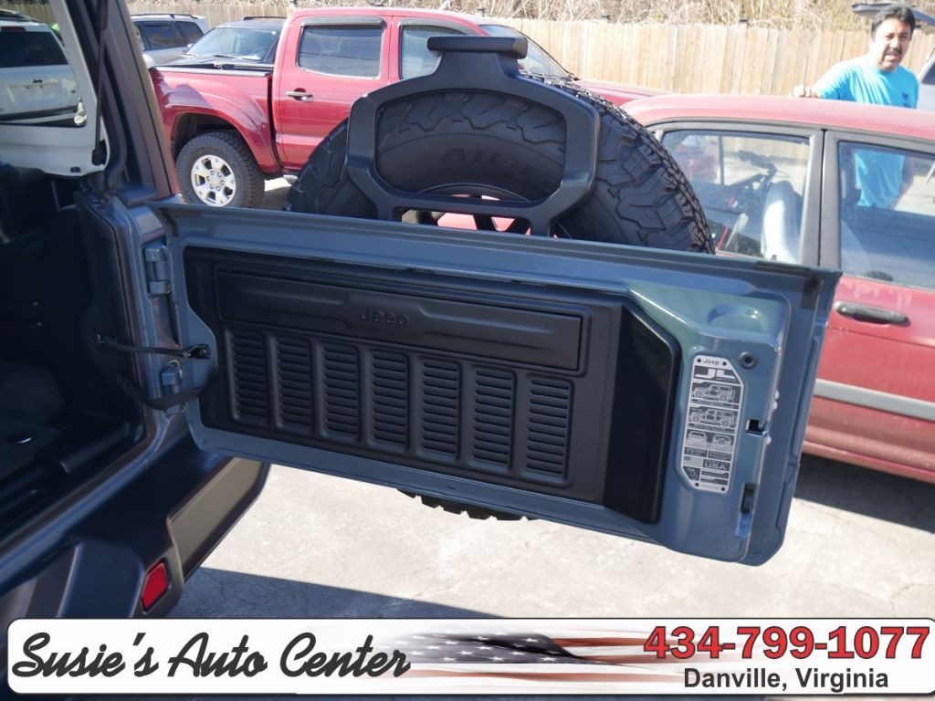 2025 Jeep Wrangler Image 22