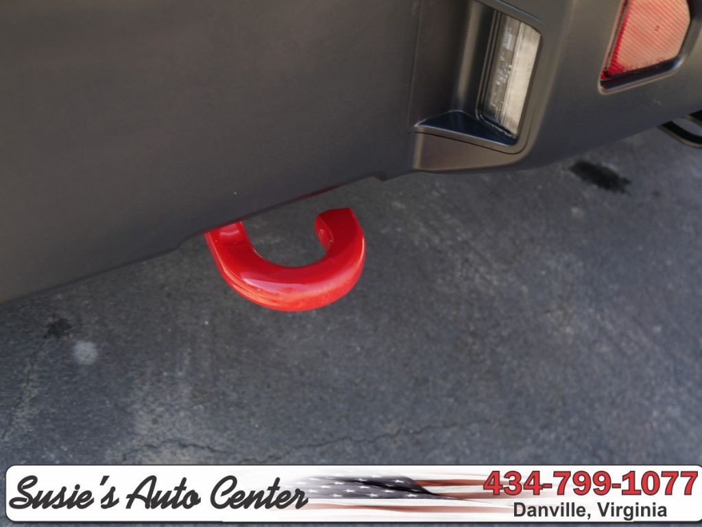 2025 Jeep Wrangler Image 24