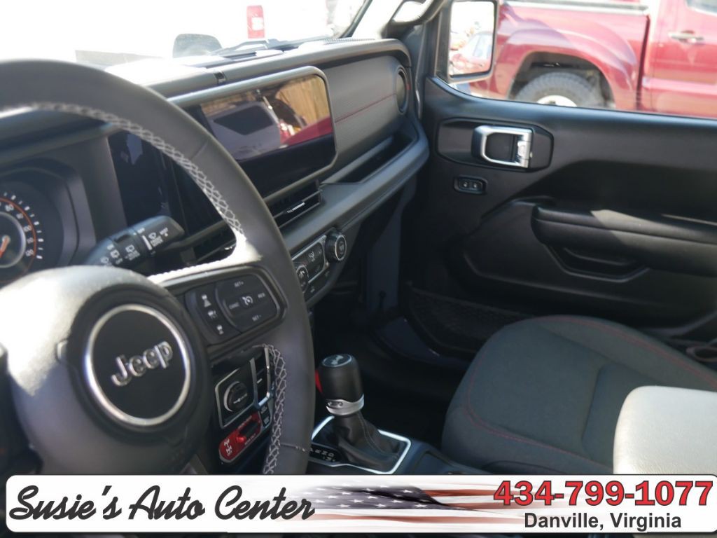 2025 Jeep Wrangler Image 27