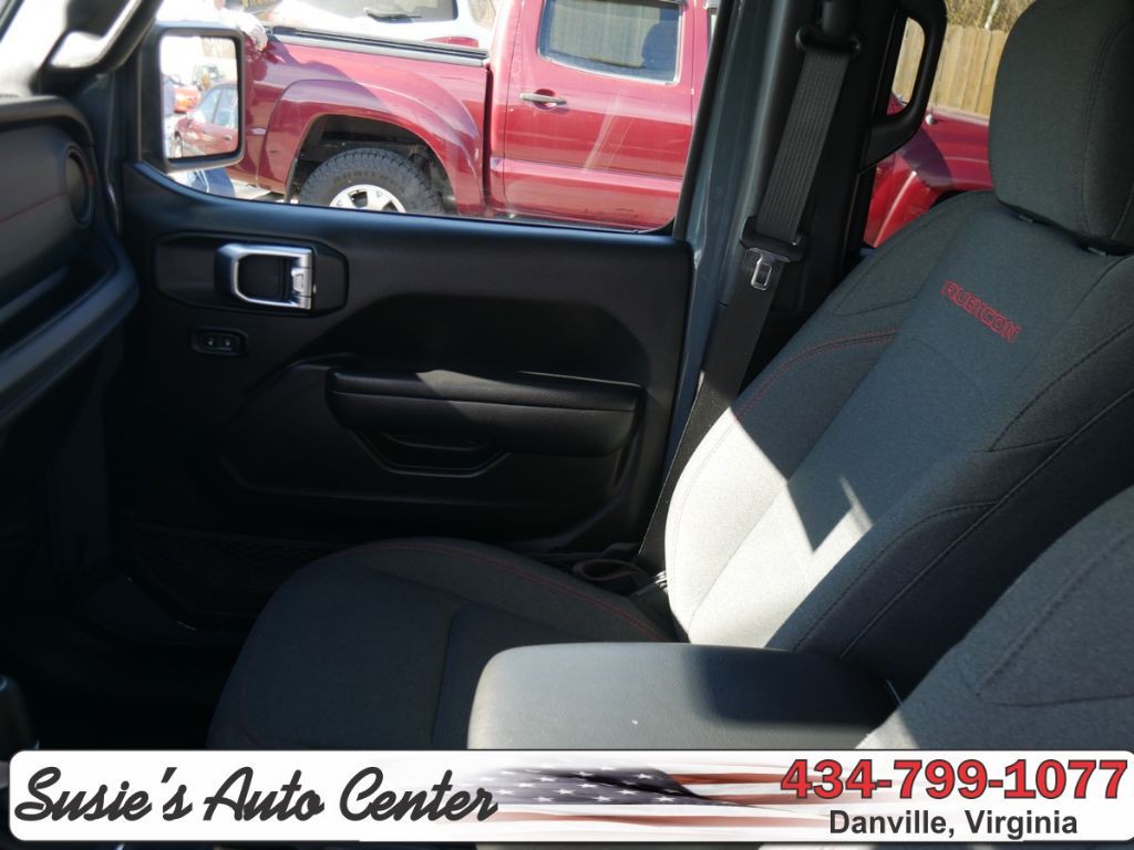 2025 Jeep Wrangler Image 28