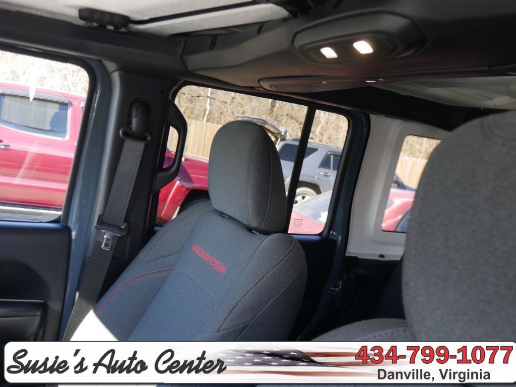 2025 Jeep Wrangler Image 31