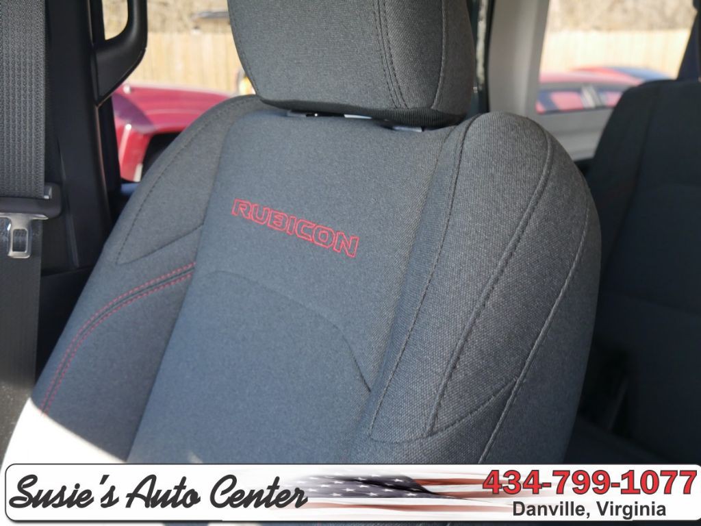 2025 Jeep Wrangler Image 32