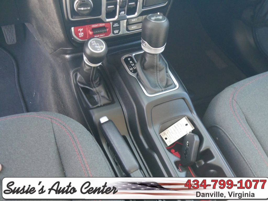 2025 Jeep Wrangler Image 34