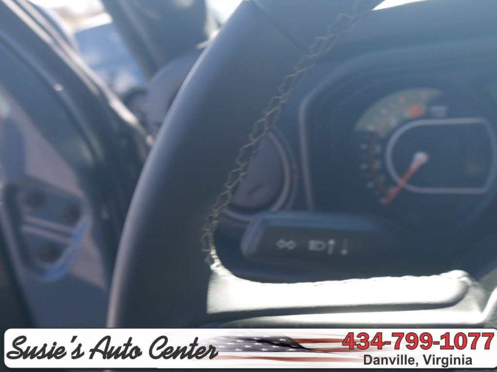 2025 Jeep Wrangler Image 37