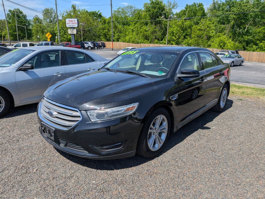 2014 Ford Taurus SEL