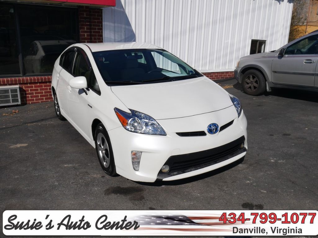 2014 Toyota Prius Image 6