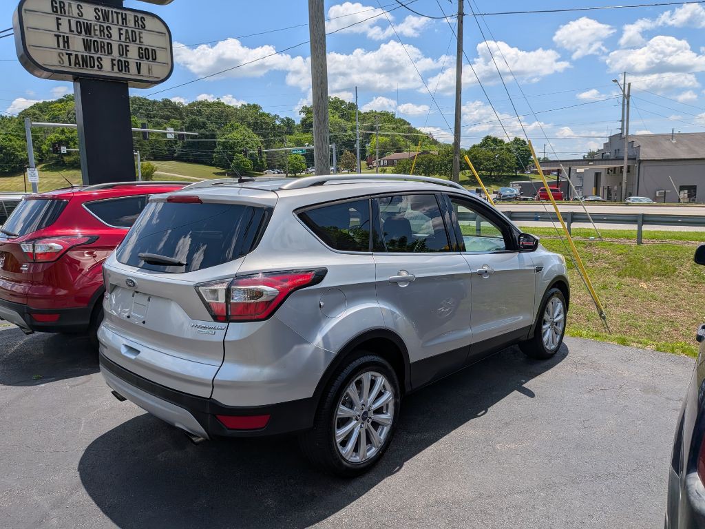 2017 Ford Escape Image 2