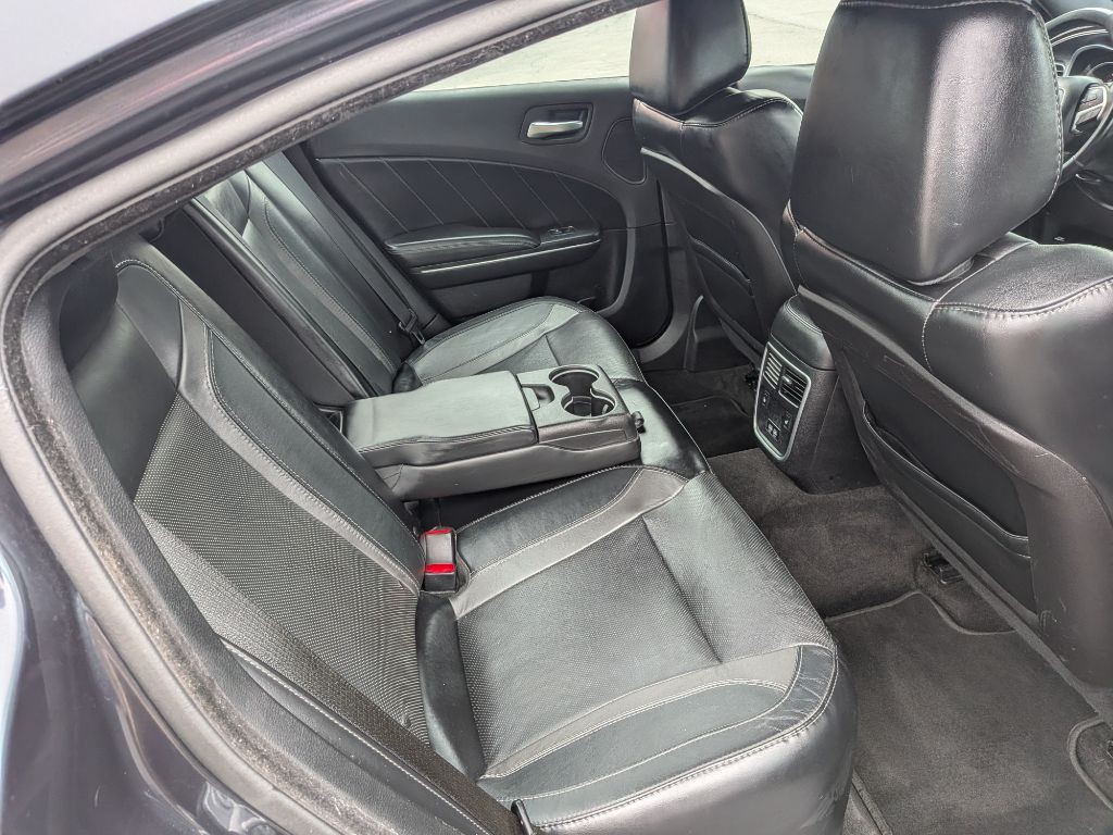 2016 Dodge Charger Image 10