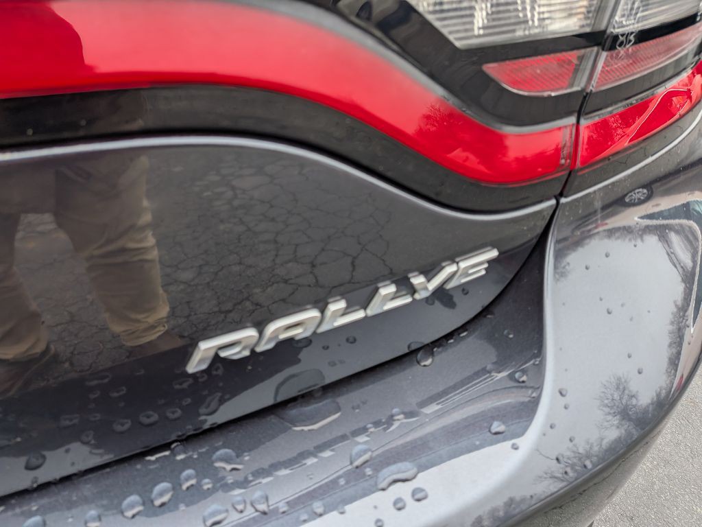 2016 Dodge Charger Image 12