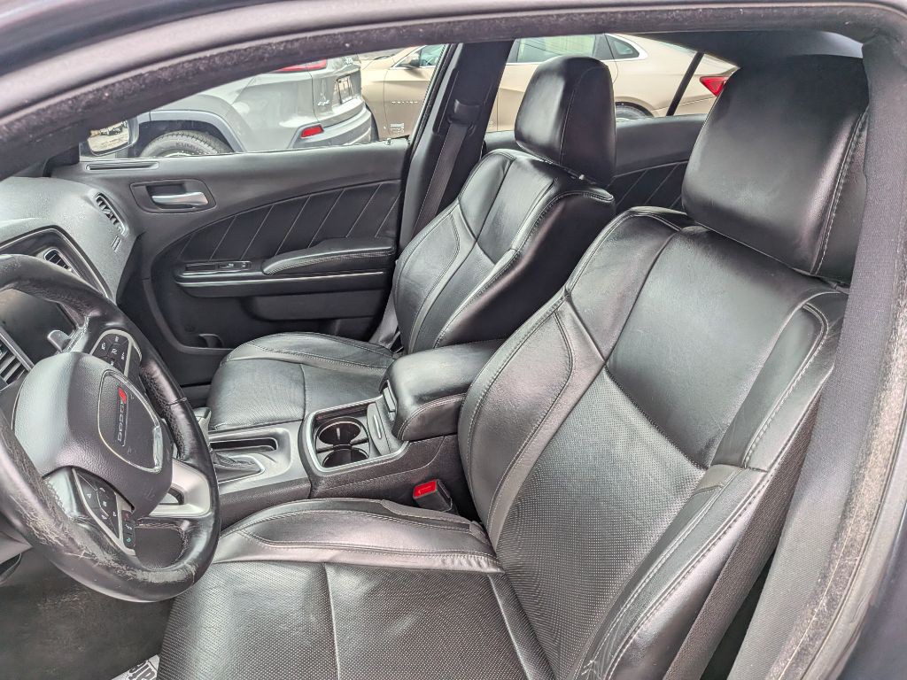 2016 Dodge Charger Image 15