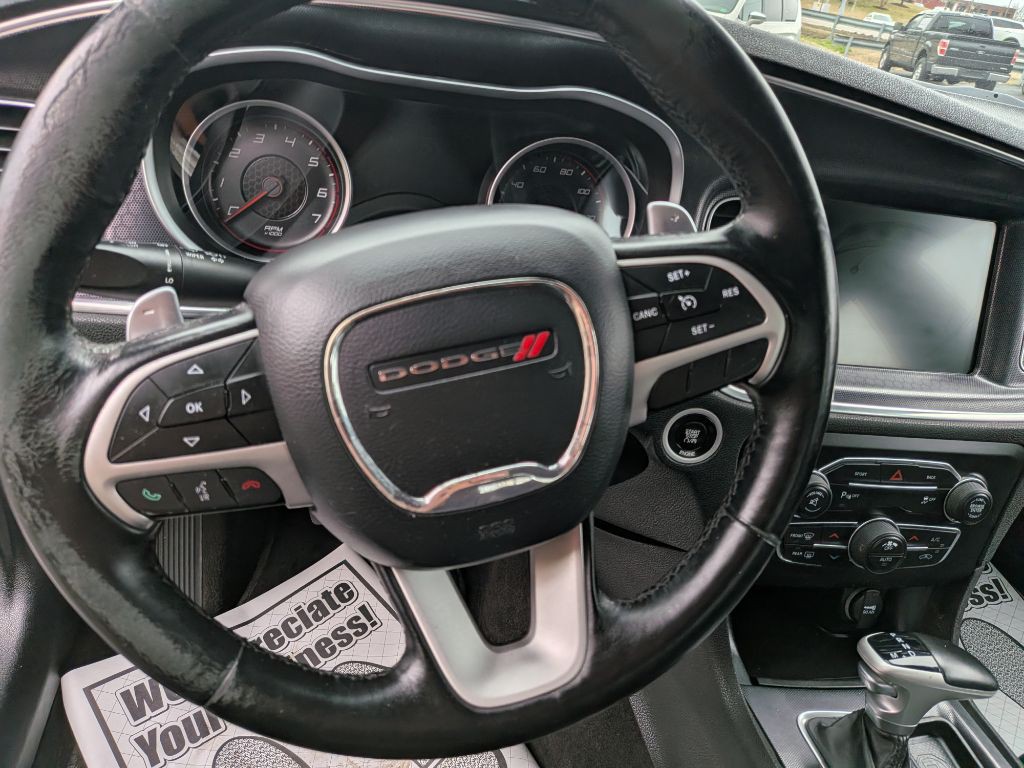 2016 Dodge Charger Image 18
