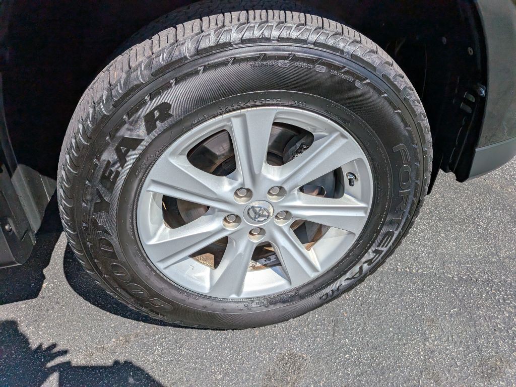 2012 Toyota Highlander Image 7