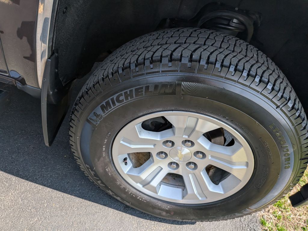 2016 Chevrolet Silverado 1500 Image 2