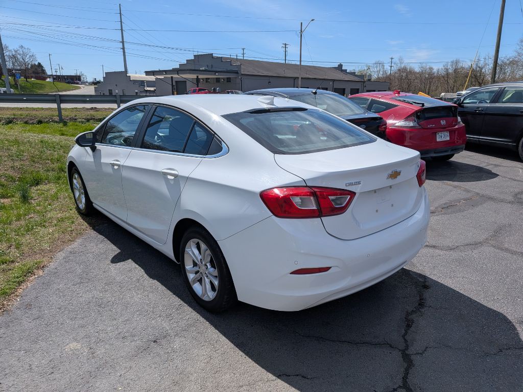 2019 Chevrolet Cruze Image 5