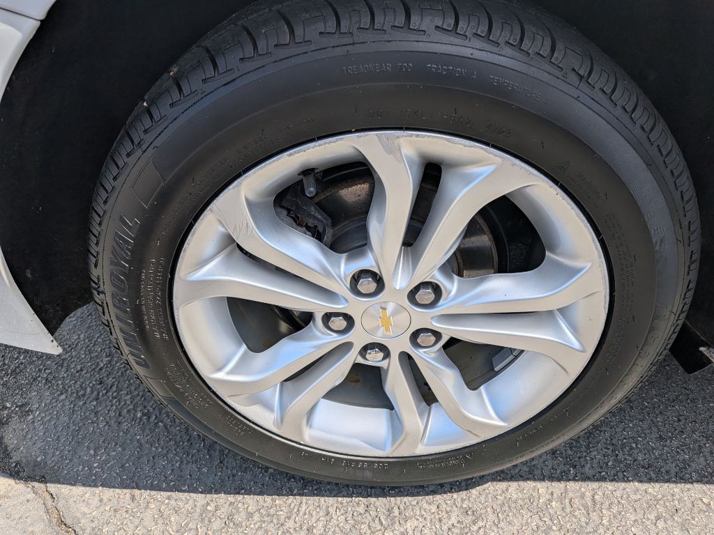 2019 Chevrolet Cruze Image 9