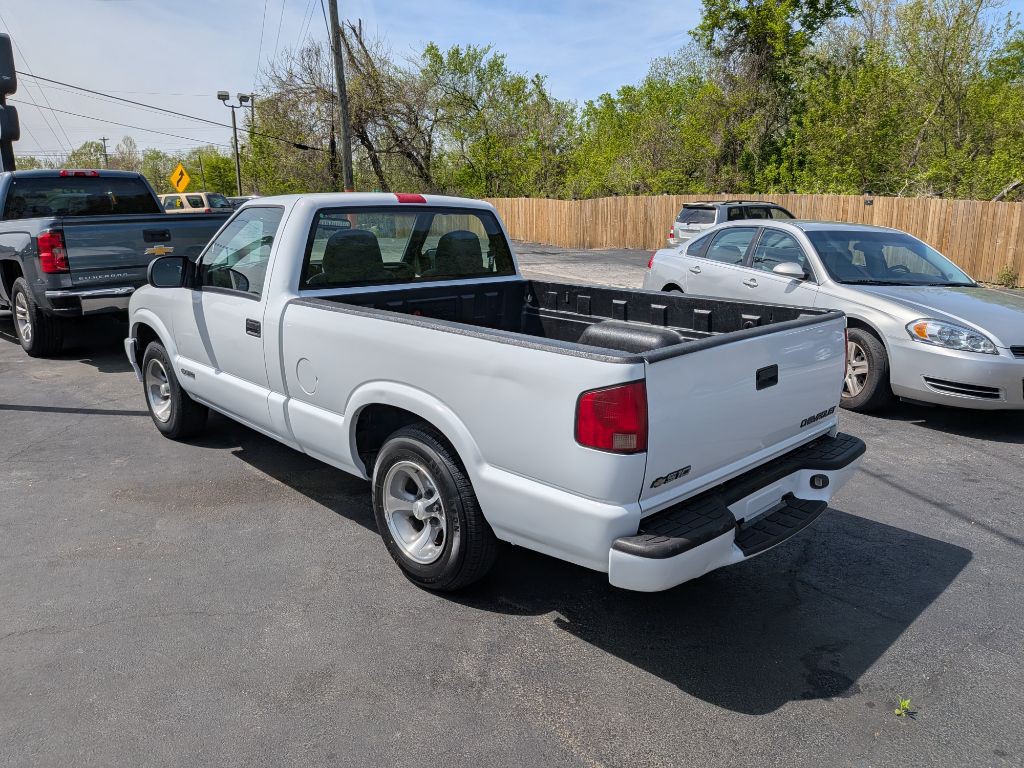 1999 Chevrolet S10 Image 5