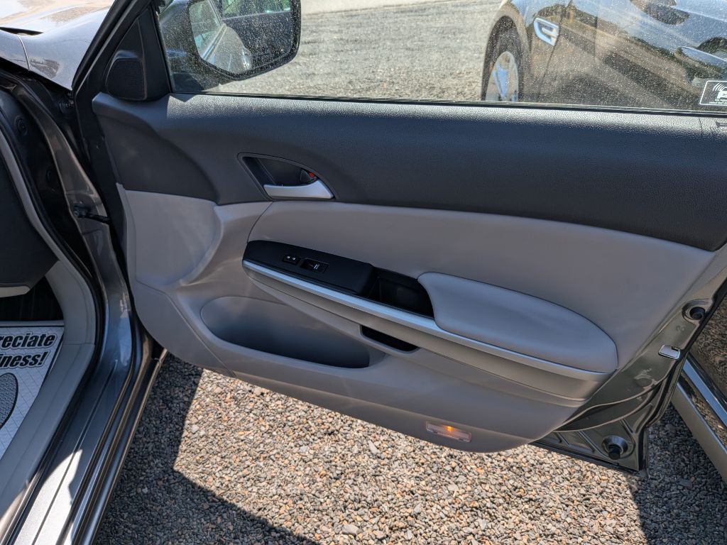 2009 Honda Accord Image 6