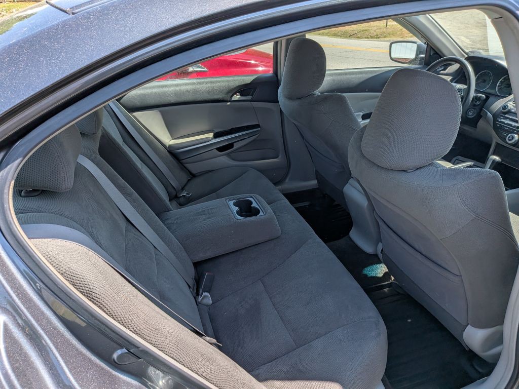 2009 Honda Accord Image 10
