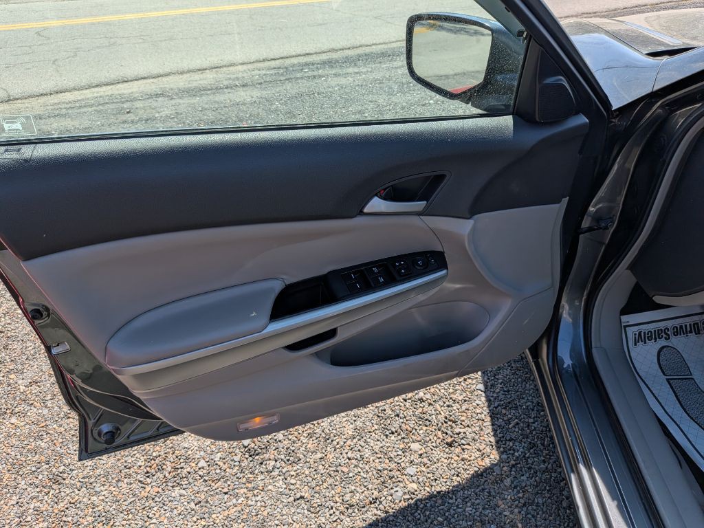 2009 Honda Accord Image 11