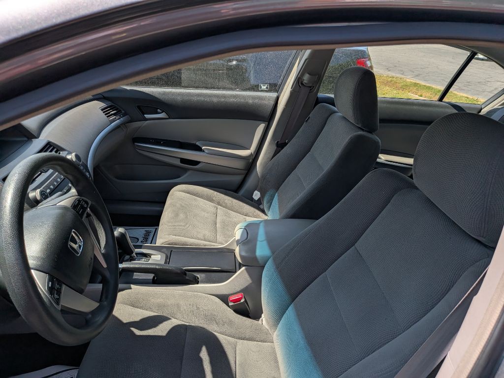 2009 Honda Accord Image 14