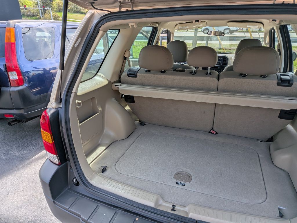 2007 Ford Escape Image 12