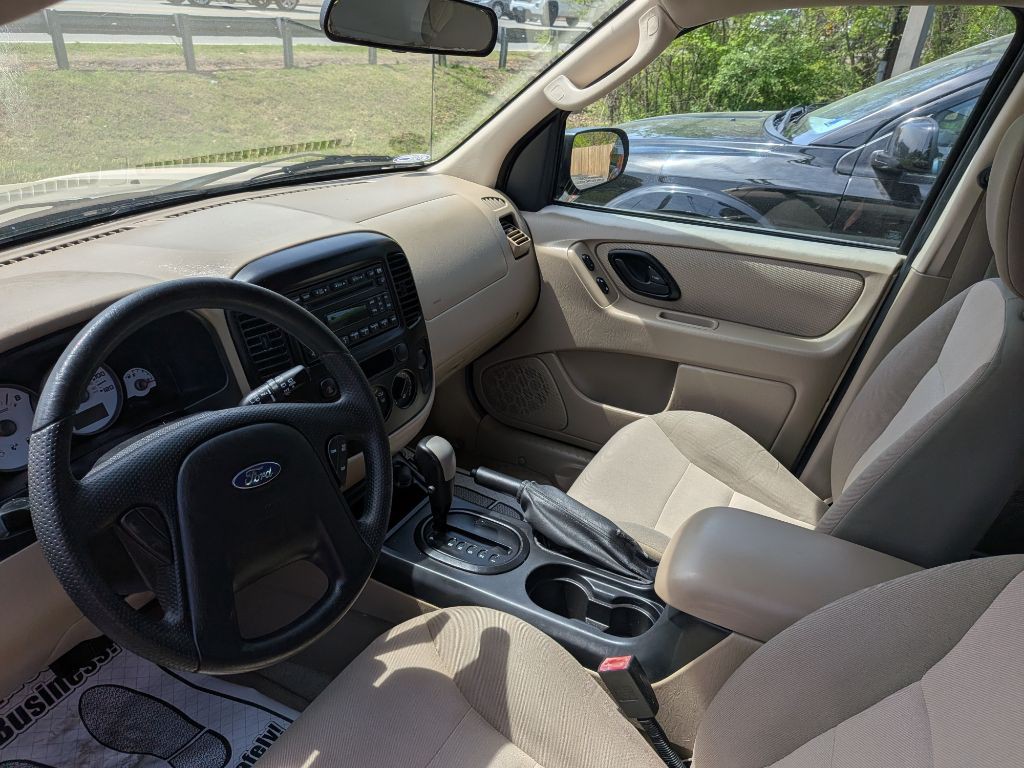 2007 Ford Escape Image 15