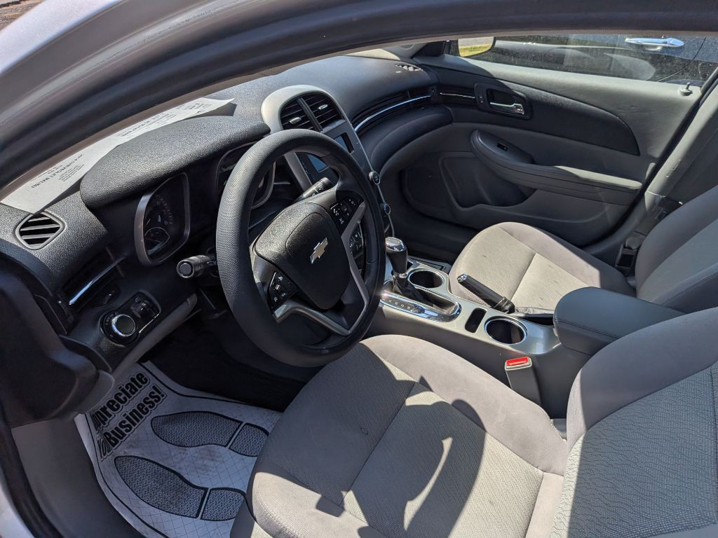 2014 Chevrolet Malibu Image 13