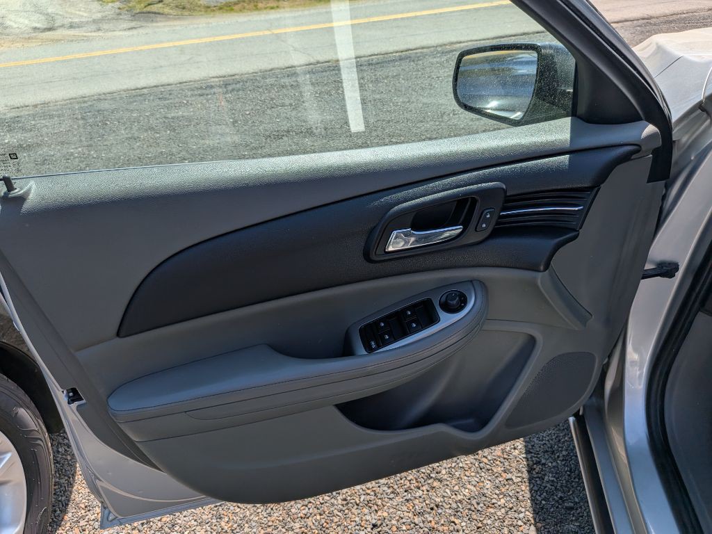 2014 Chevrolet Malibu Image 15