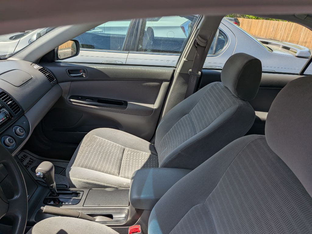 2005 Toyota Camry Image 13